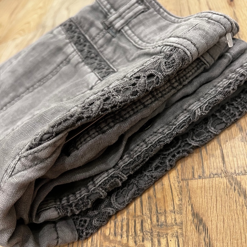 Linen Hei Hei {Anthro} Gray Embroidered NWT Low Rise Cargo Pant | 4 · Small · 25 - Picture 7 of 15
